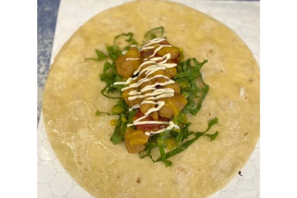 The veggie wrap with cauliflower bites